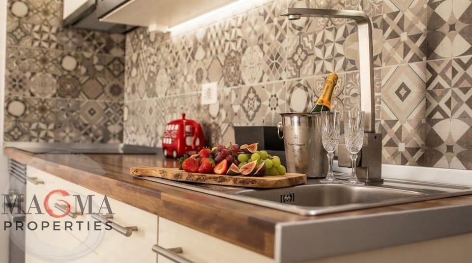 White House - Piro Apartment in Abona