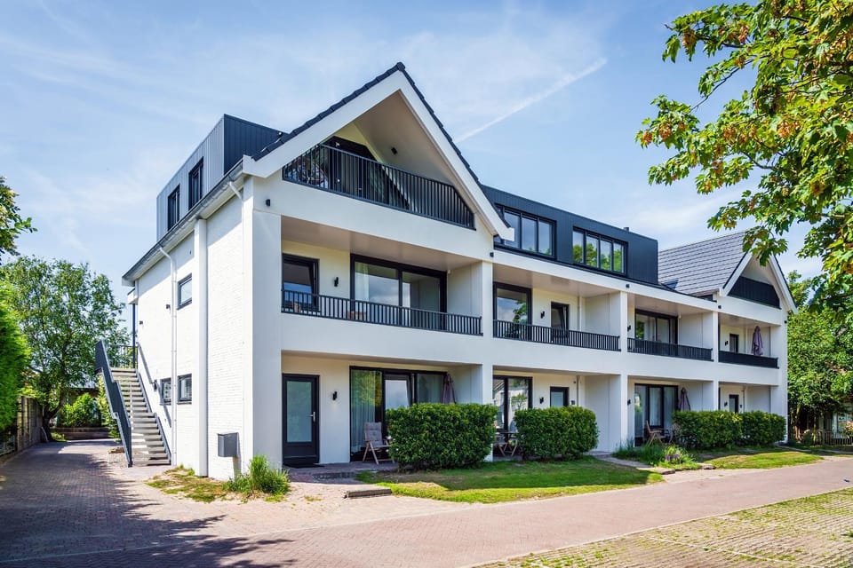 Property building, Garden