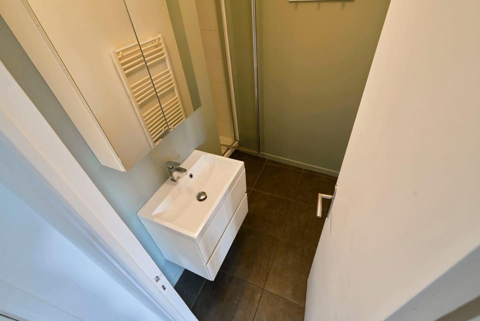 Studio tout équipé, proche gares Apartment in Lille