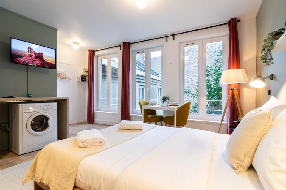 Hypercentre-gares: superbe studio équipé Apartment in Lille