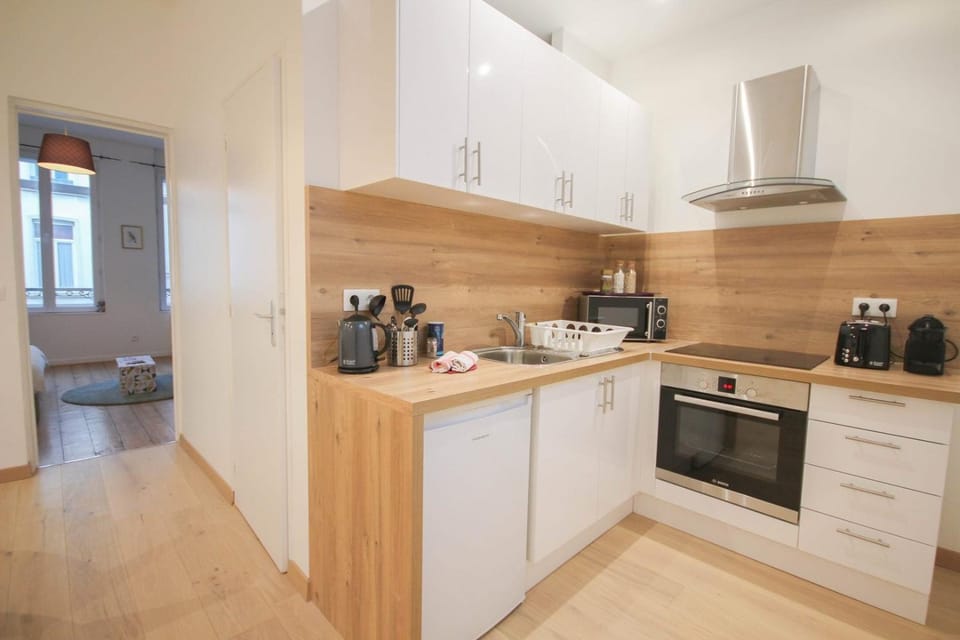 Lille Centre - Nice, cozy and functional studio Apartment in Lille