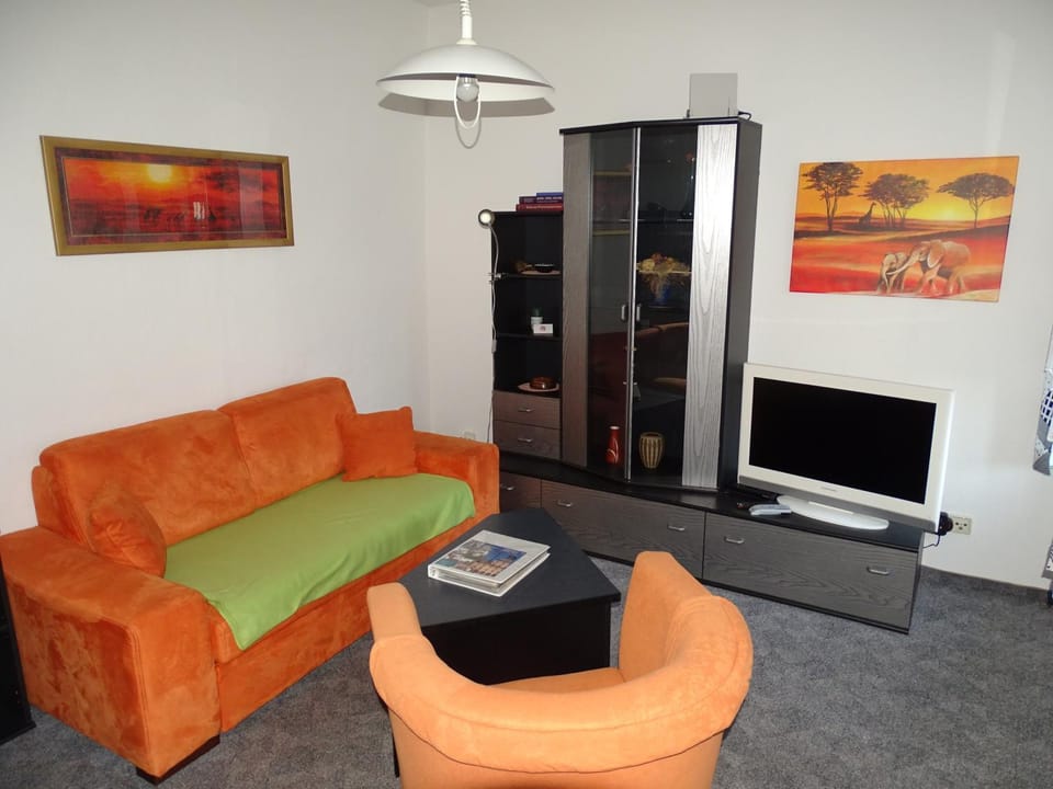 TV and multimedia, Living room