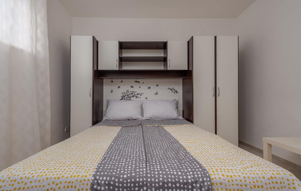 Happy Time Apartment in Novalja