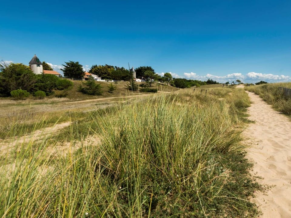 Appartement 3 pièces avec balcon, à 300m de la plage, La Guérinière - FR-1-224B-107 Apartment in Pays de la Loire