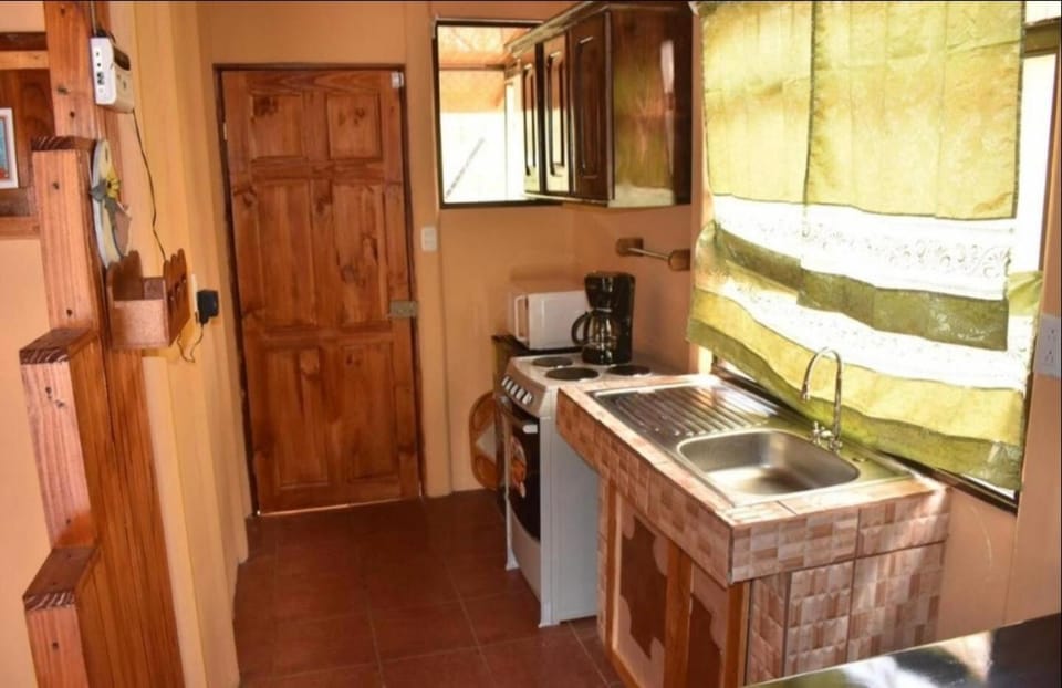 Casa con vista a valle de Dota y zona cafetalera House in Cartago Province, Costa Rica