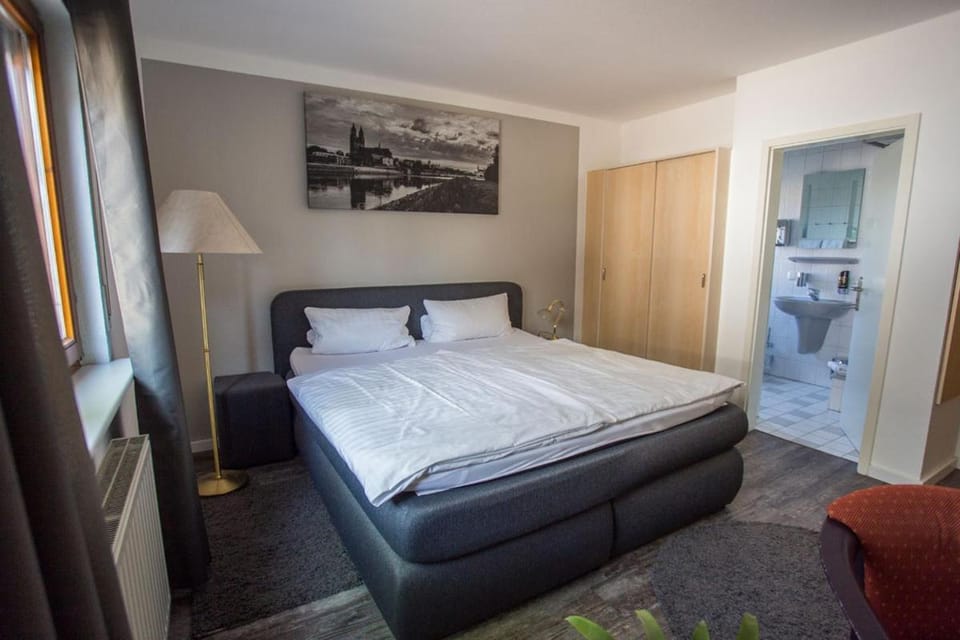 Hotel am Ring Bed and Breakfast in Magdeburg