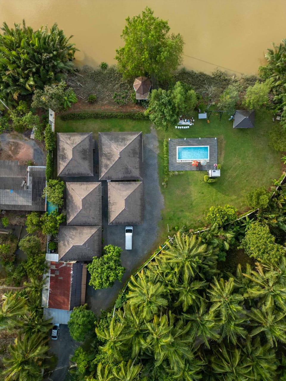 Natural landscape, Garden, Garden view, River view, River view, Swimming pool