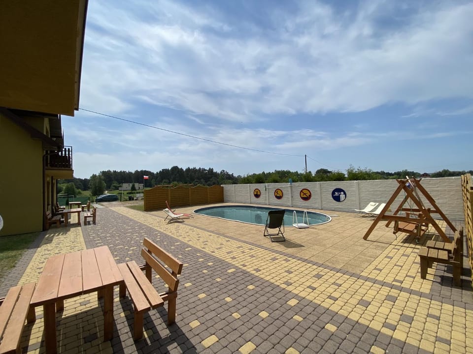 Pool view, Swimming pool, sunbed