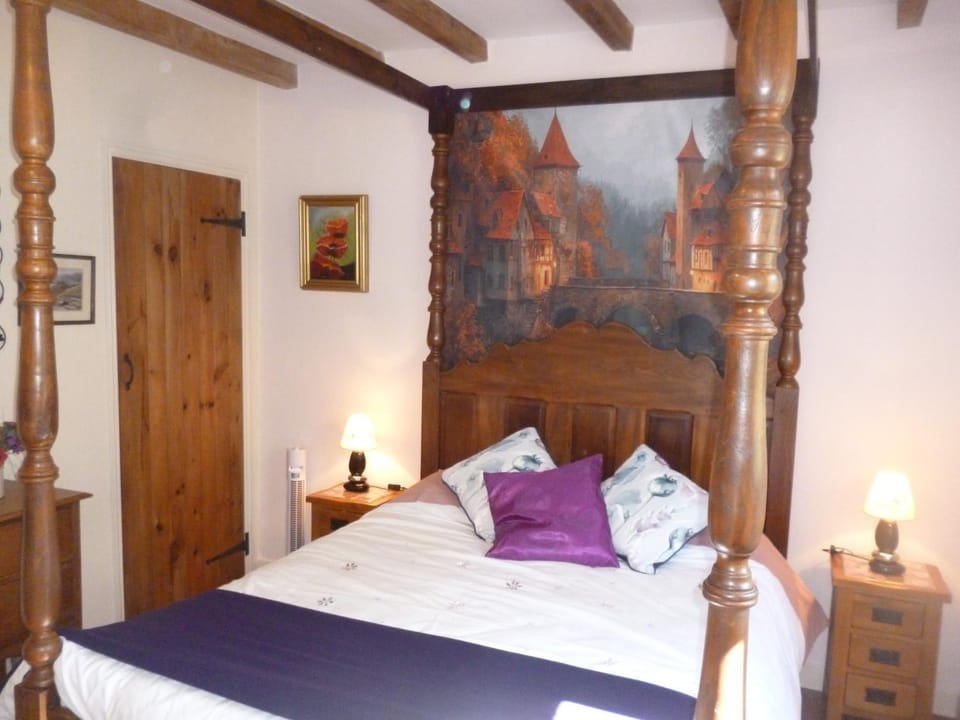 Old French Country Cottage for 2 nature lovers paradise Apartment in Centre-Val de Loire