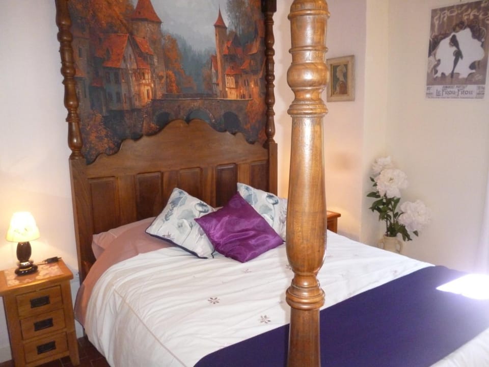 Old French Country Cottage for 2 nature lovers paradise Apartment in Centre-Val de Loire