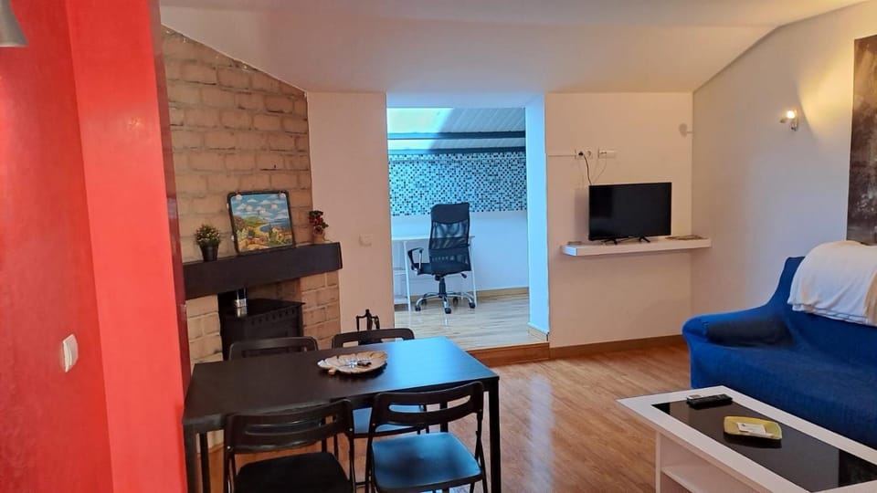 TV and multimedia, Dining area