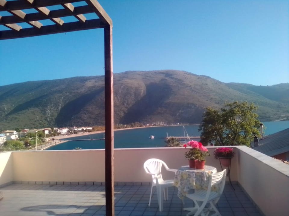Day, Natural landscape, Balcony/Terrace, Beach, Sea view, Internal: Not applicable to any particular room