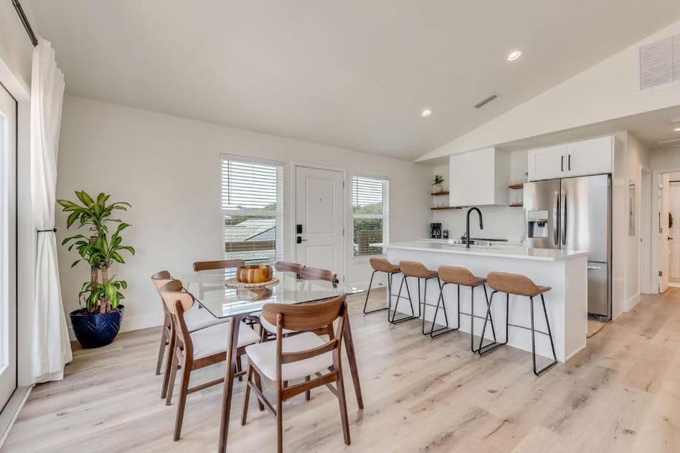 Bright New Beach House with In- Law Suite -- 2 blocks to beach! House in Butler Beach