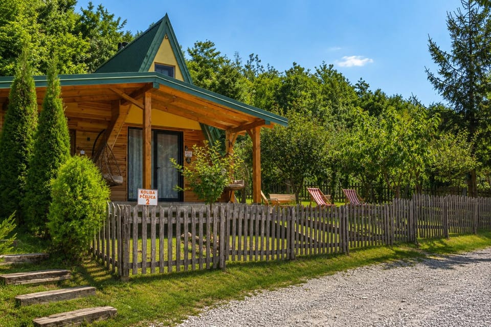 Property building, Garden