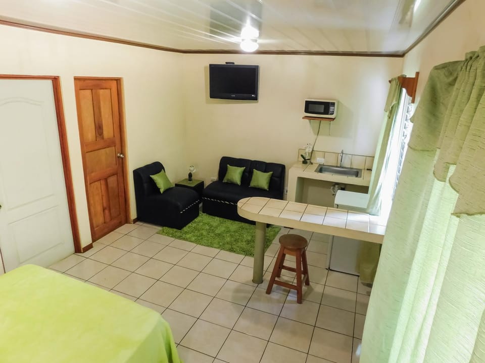 Hotel Amjeco Hotel in San José Province