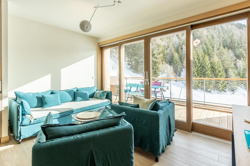 Balcony/Terrace, Living room