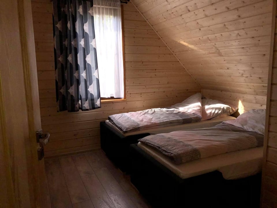 Skrzynia 12 Nature lodge in Pomeranian Voivodeship