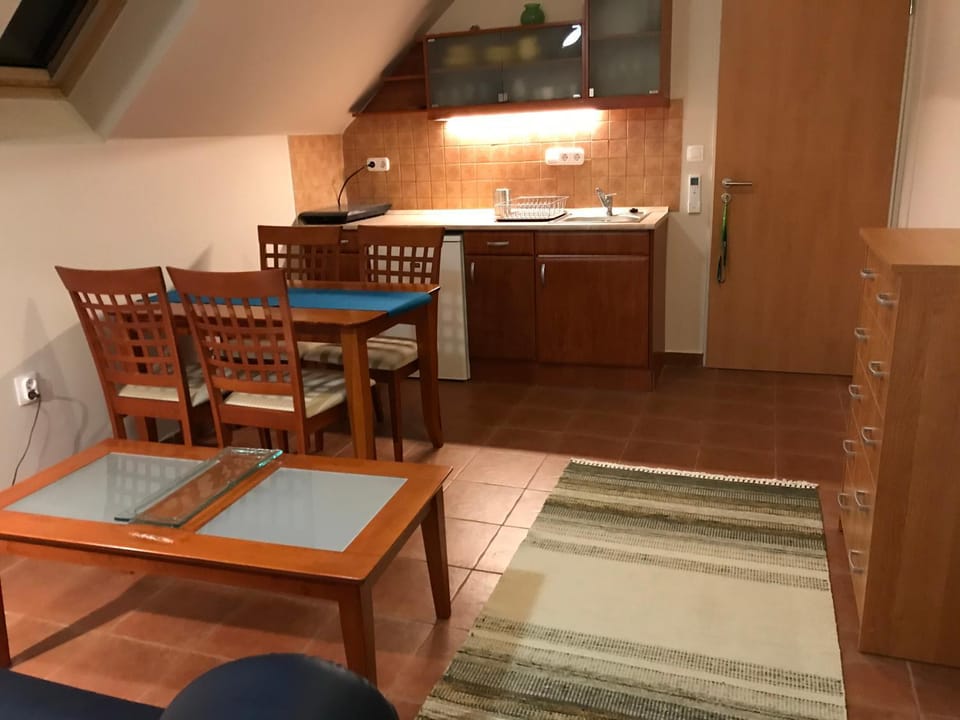 Prosper Lovasklub Panzió Bed and Breakfast in Hungary