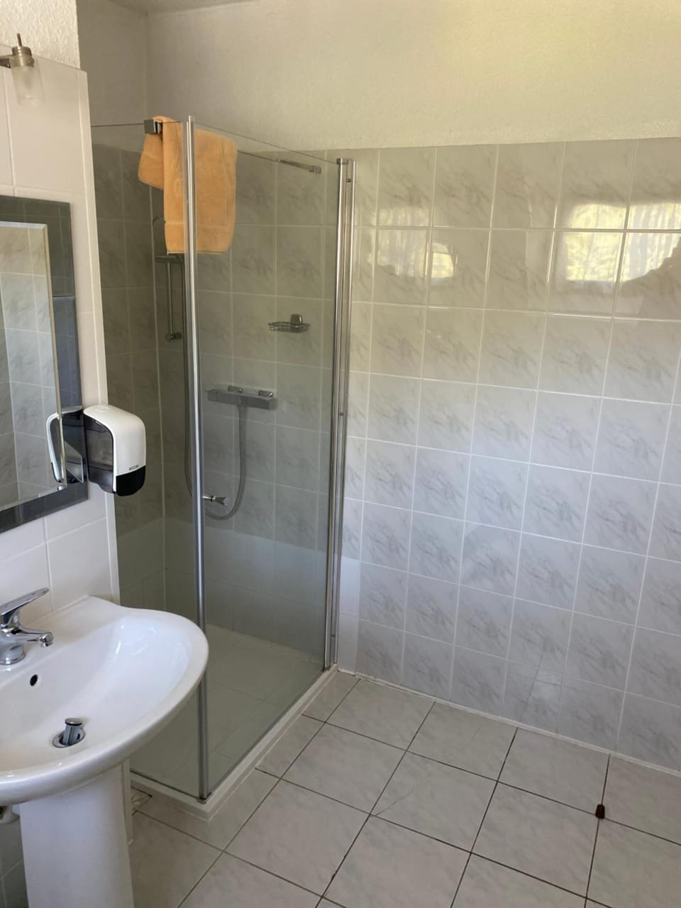 Shower, Bathroom