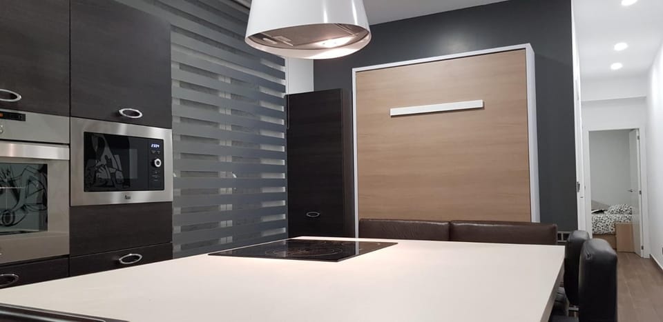 PICASSO CALLAO WiFi FREE - TEMPORADA RENTAL Workers & Stud Apartment in Centro