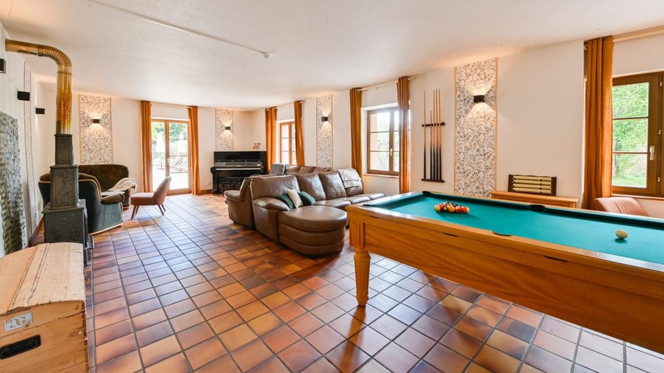 La Belle Charbonnière Hotel in Vosges