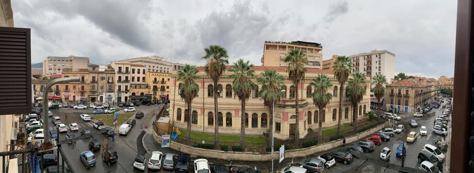 Nearby landmark, Neighbourhood, City view, Street view