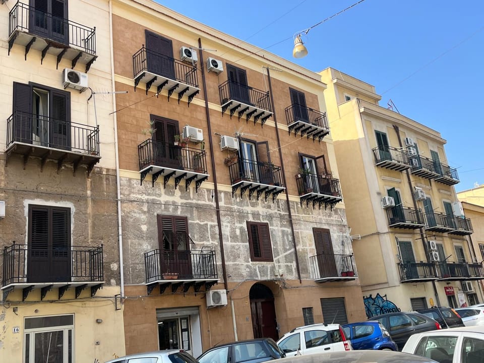 Property building, Street view