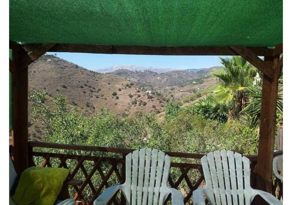 Balcony/Terrace, Garden view, Mountain view