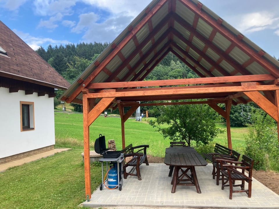BBQ facilities, BBQ facilities, Garden, Seating area, Garden view