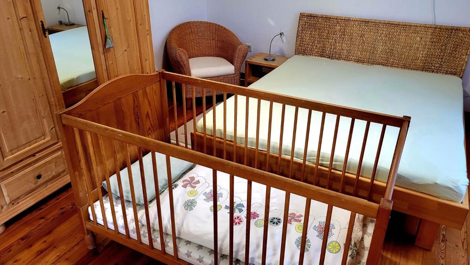 cot