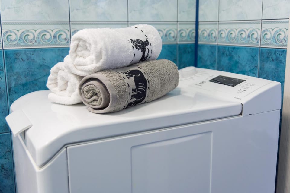 towels, washing machine