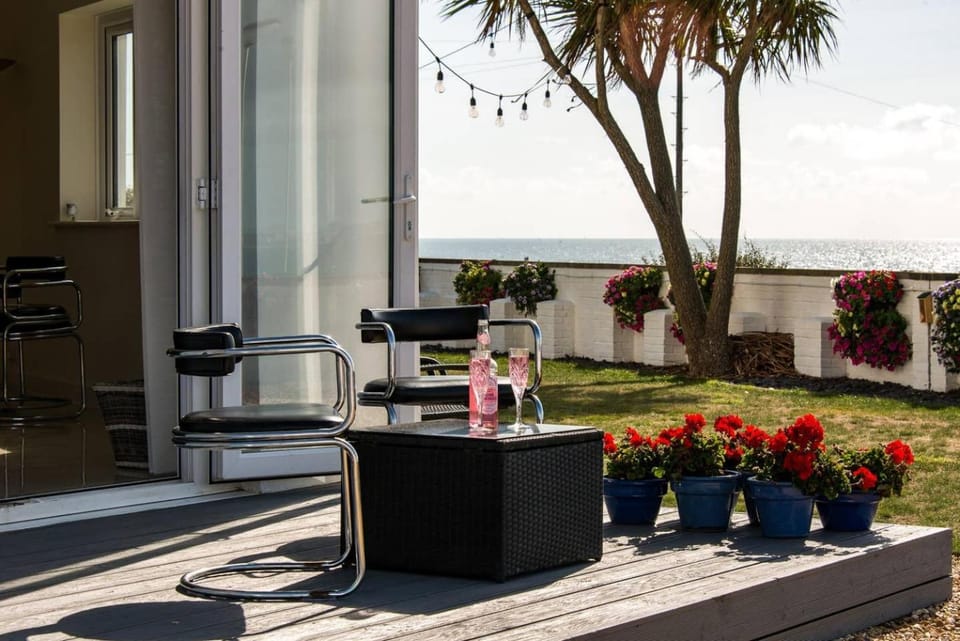 Bournemouth Beach & Sea Views House in Bournemouth
