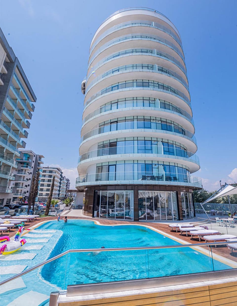 Property building, Swimming pool