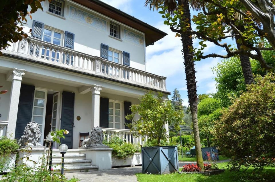 Property building, Garden