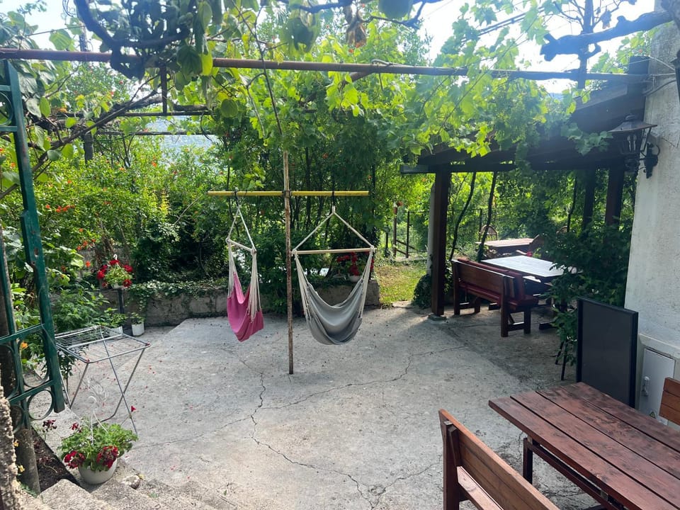 Kamp Seosko domaćinstvo Radman Luxury tent in Dubrovnik-Neretva County