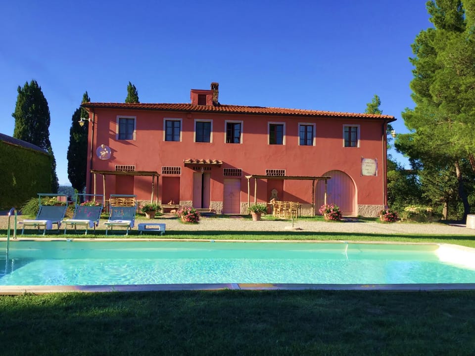 Property building, Swimming pool, Swimming pool