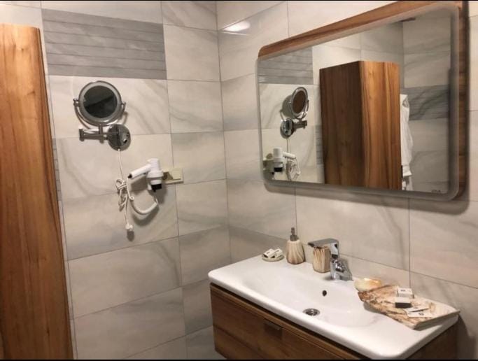 Bathroom, heating