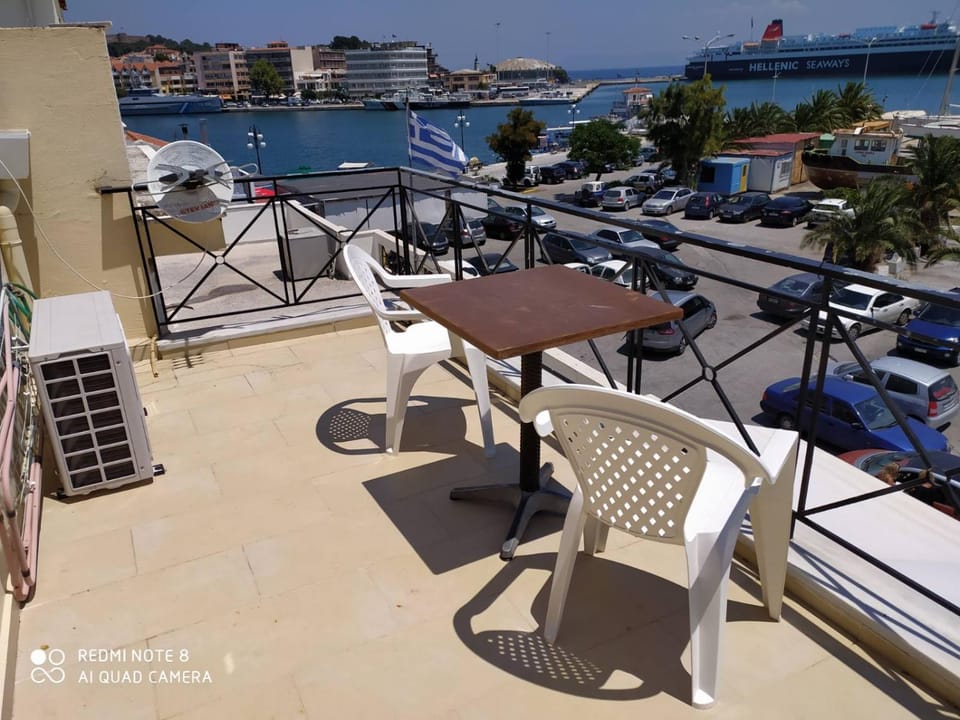 Harbour Loft Apartment in İzmir Province