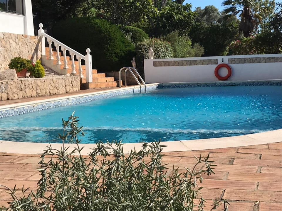 Serra & Mar Country Beach House Villa in Portimao