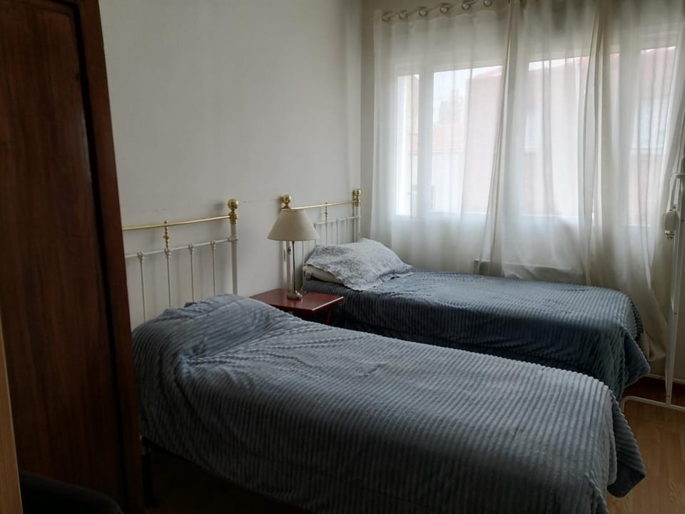 Piso Madrid Pacifico M-30 Apartment in Madrid