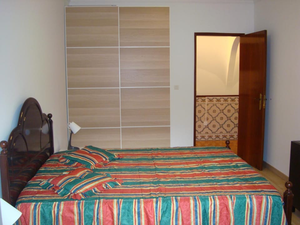 2Bed 15km Lisbon - Wifi, Ac, Parking Apartment in Lisbon District