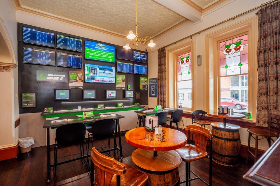Lounge or bar