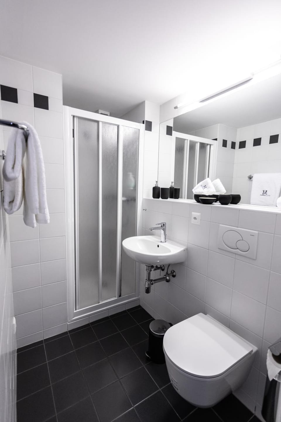 VILLA MURALTO Boutique Hotel Rooms and Garden Bed and Breakfast in Locarno
