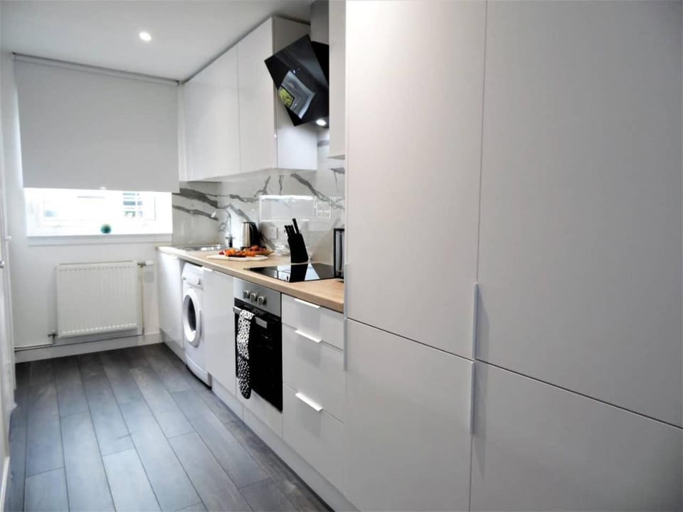 Kitchen or kitchenette, pet friendly