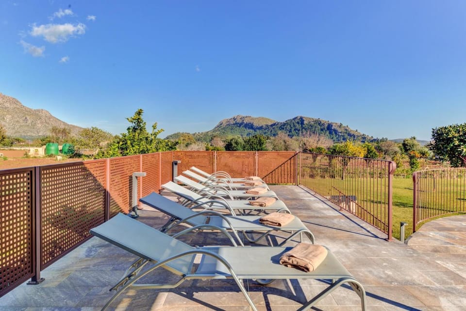 Balcony/Terrace, Mountain view, sunbed