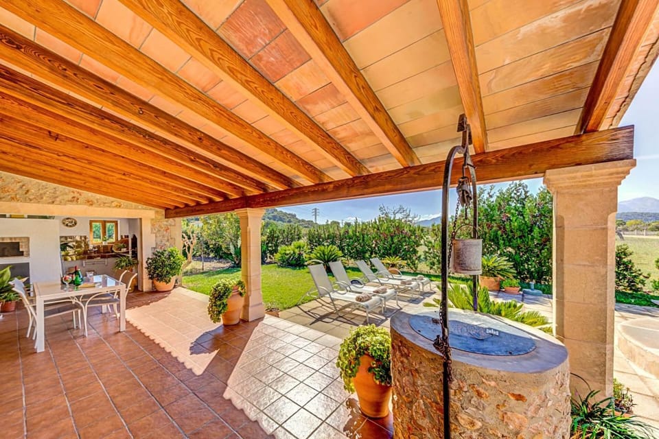 Patio, Natural landscape, BBQ facilities, Garden, Balcony/Terrace, Dining area
