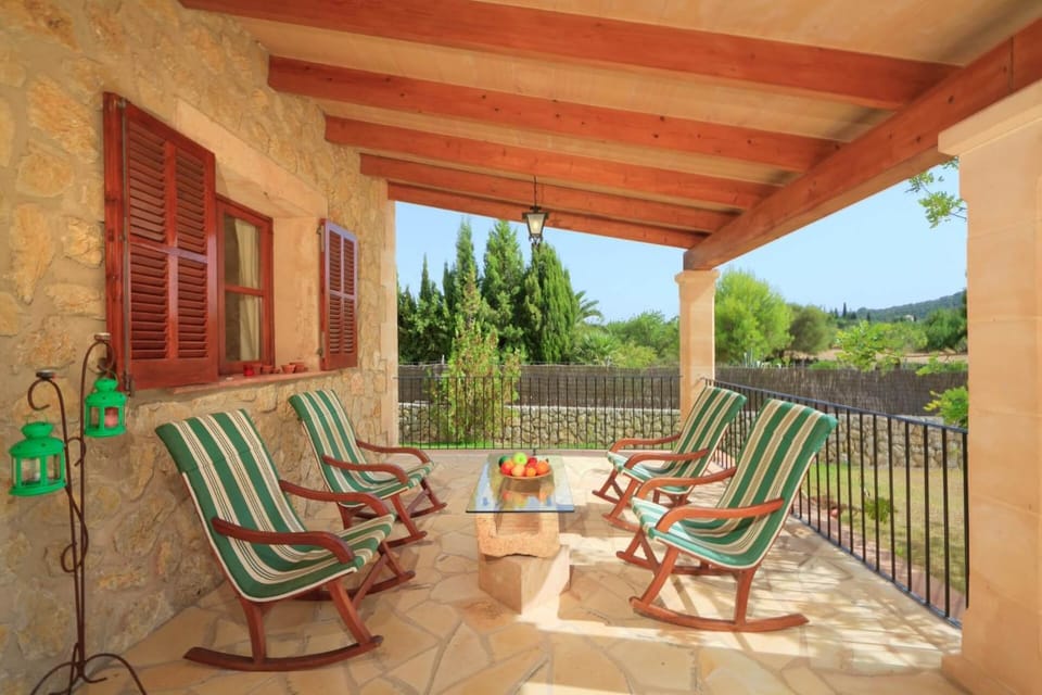 Patio, Day, Garden, Balcony/Terrace, Garden view