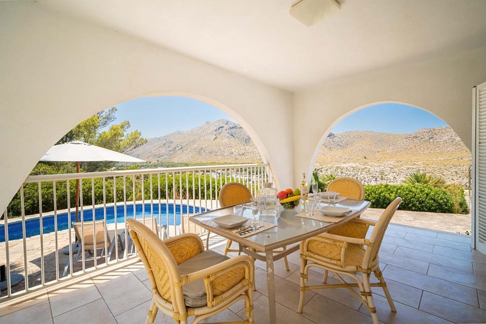 Mountain view, Swimming pool