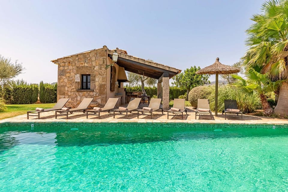 Garden, Garden view, Pool view, Swimming pool, sunbed