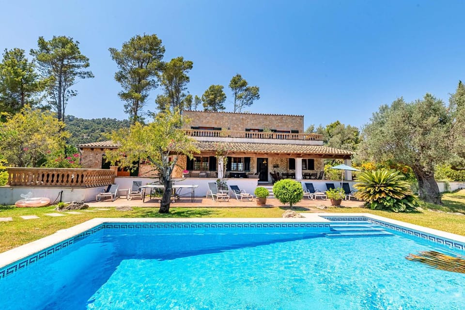 Property building, Garden, Garden view, Pool view, Swimming pool, sunbed